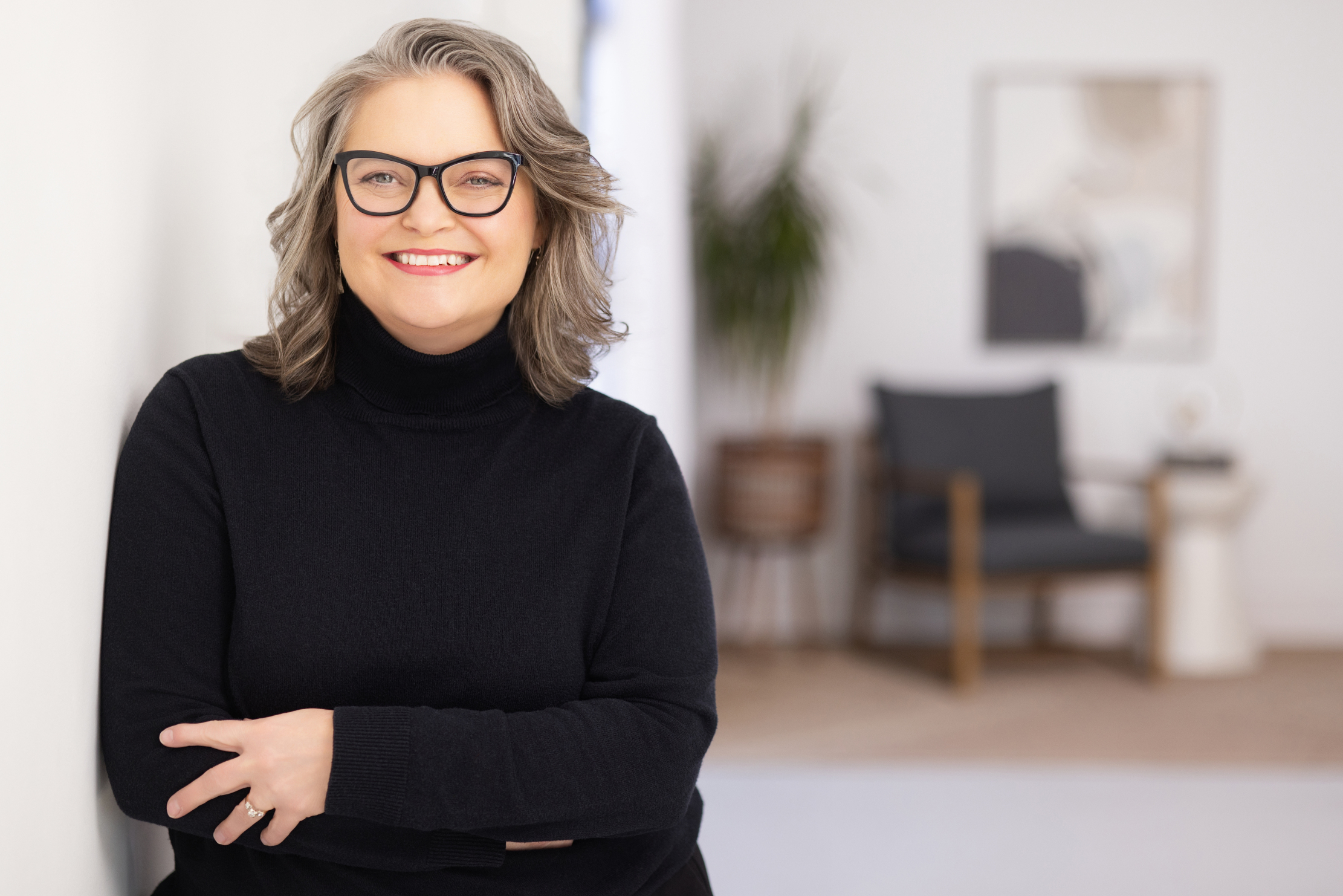 Lo Res LeslieLarson-6697_edited (1)